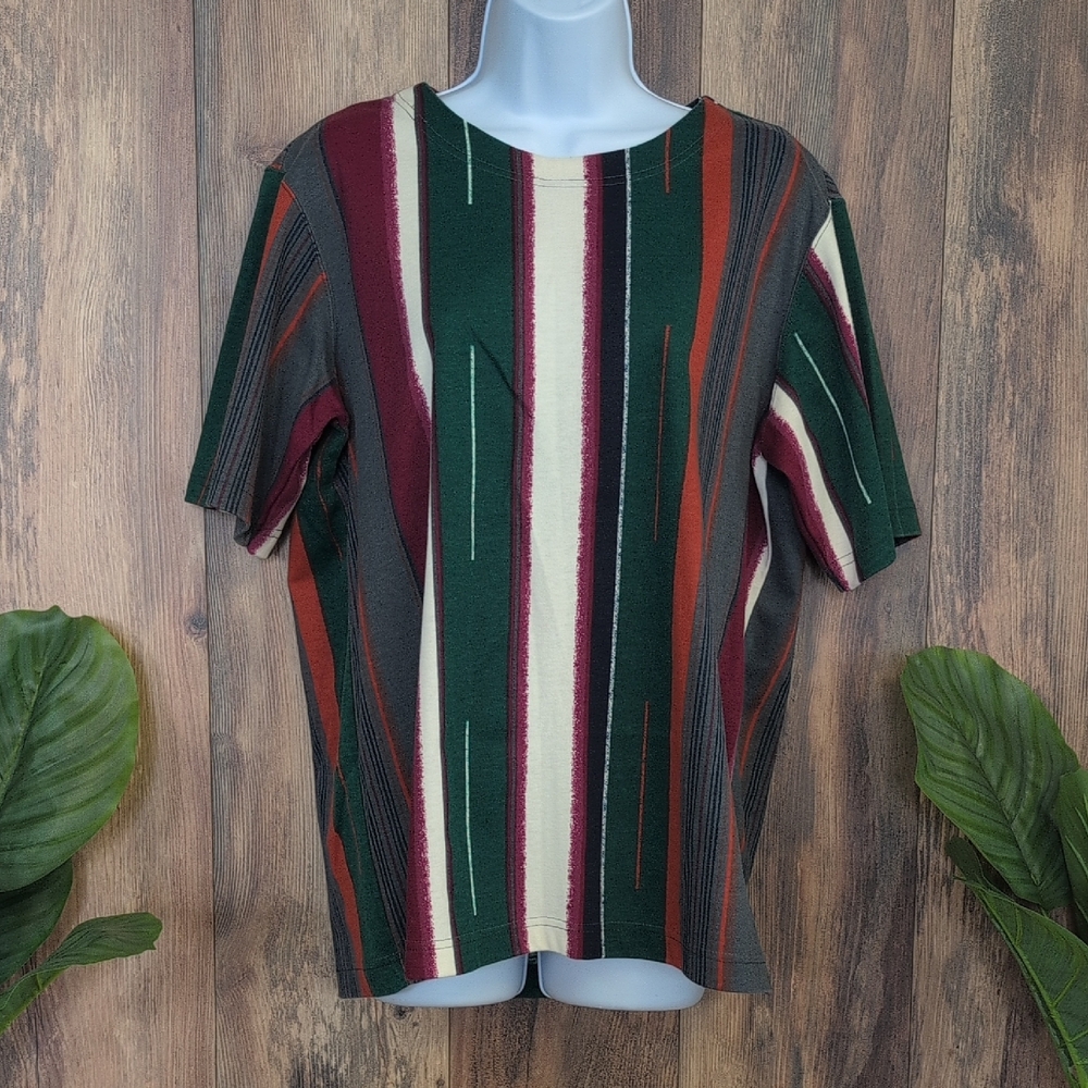 Units NWOT Striped Short Sleeve Women's Top S             C688